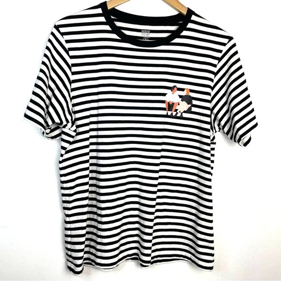 Global T Shirt Design Program MOMA Striped Black & White Shirt People Graphics M - Picture 1 of 8